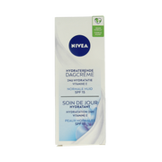 Nivea Essentials hydraterende dagcreme norm/gem SPF15 50.00 Milliliter