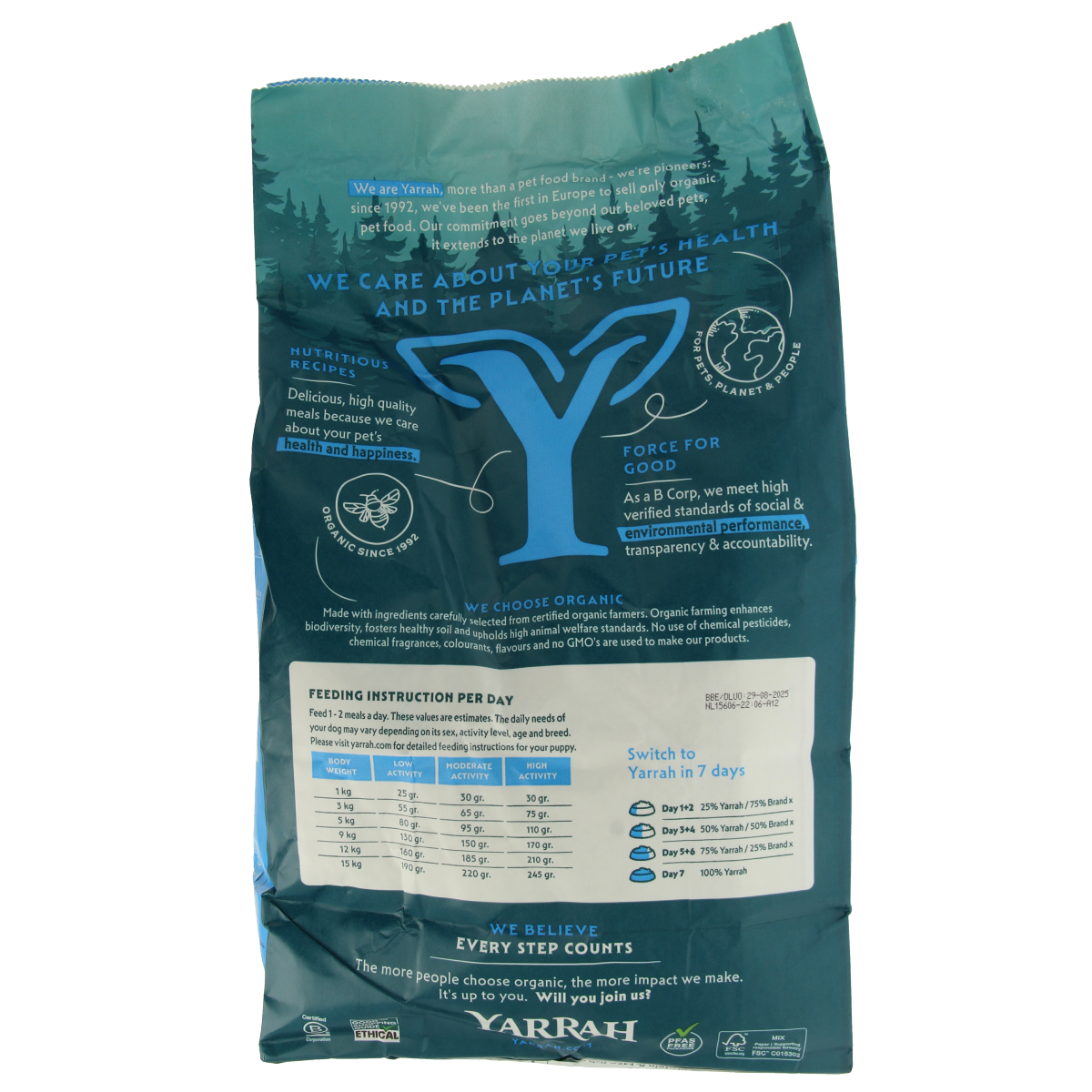Yarrah Small breed hondenvoer met kip bio MSC 2000.00 Gram